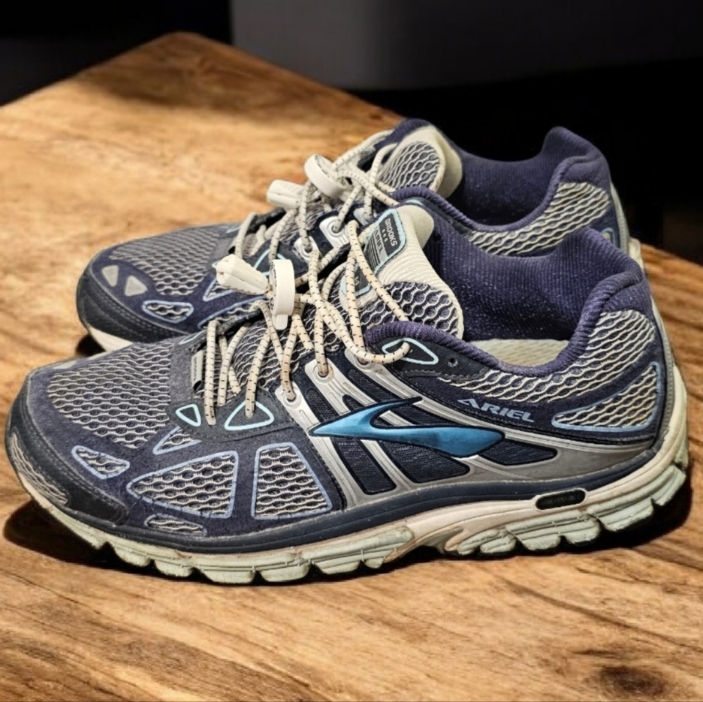 Women's Brooks Ariel 14 Running Shoes - Navy and Gray Size--8.5
